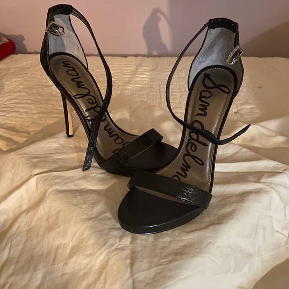 Sam Edelman Eleanor Snake Print Strap Heel - Picture 3 of 3